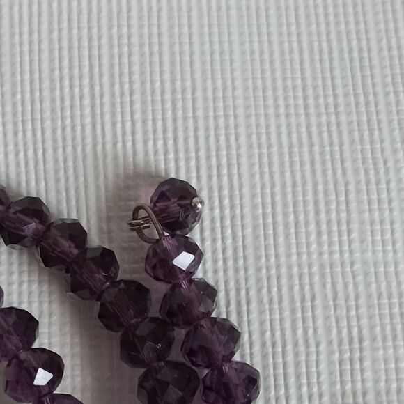 Shiny Purple Transparent Faceted Beaded Memory Wire Circle Choker Style Necklace - Picture 7 of 8